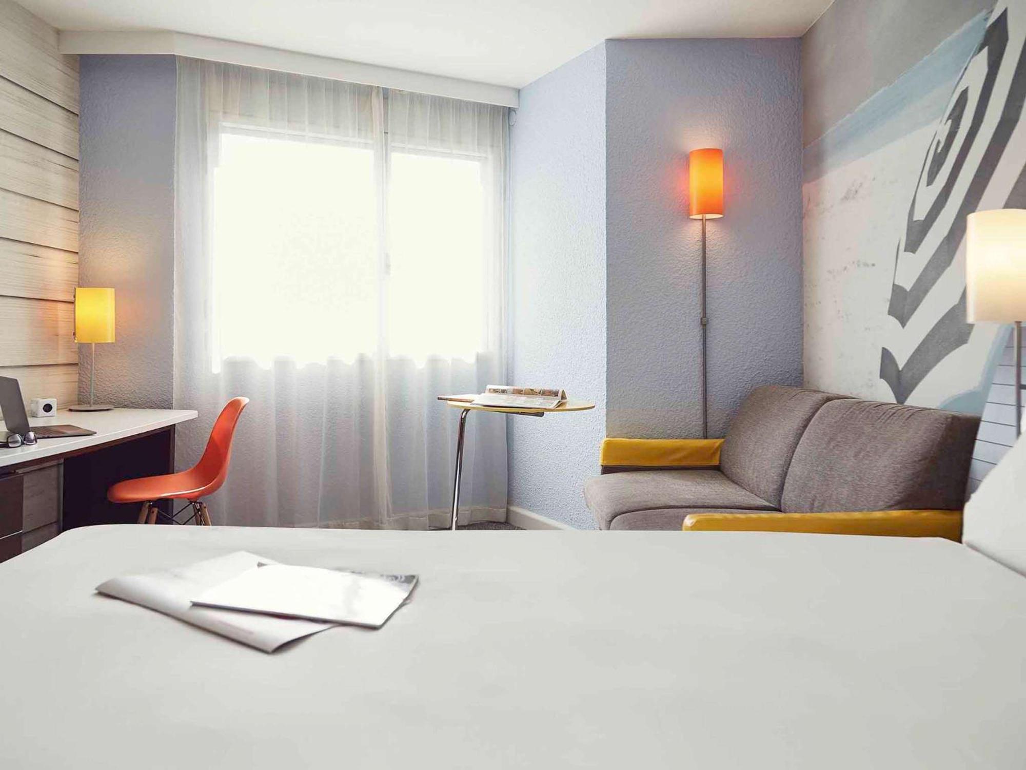 Ibis Styles Toulon La Seyne Sur Mer Экстерьер фото